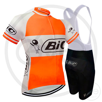 Tenue Eté Vintage BIC