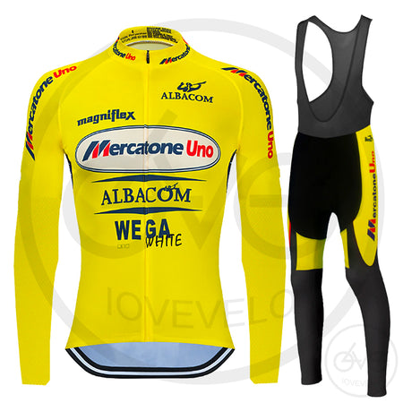 Tenue Hiver Vintage MERCATONE UNO ALBACOM WEGA JAUNE