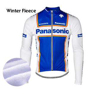 Maillot Hiver Vintage Panasonic de P. Anderson